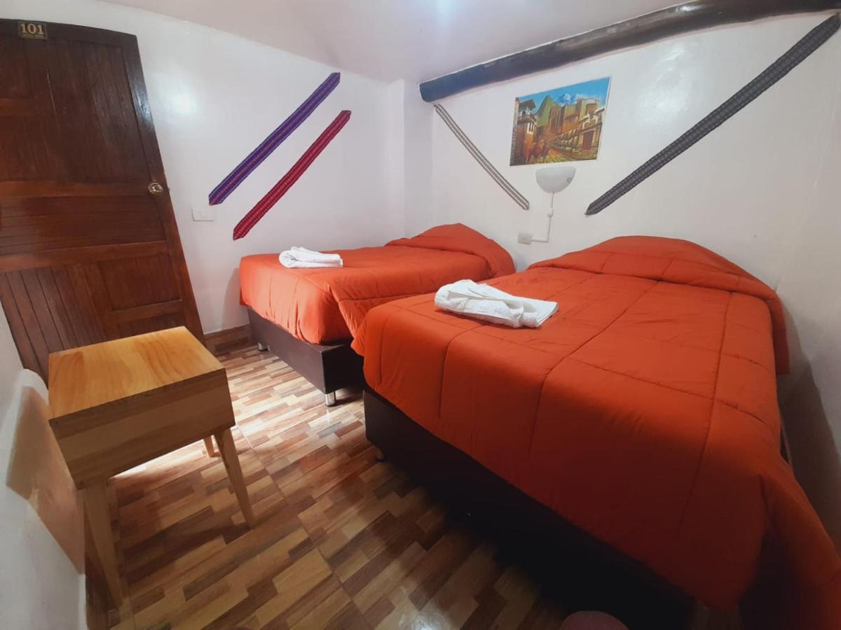 Hostal Raymi オランテイタンボ エクステリア 写真