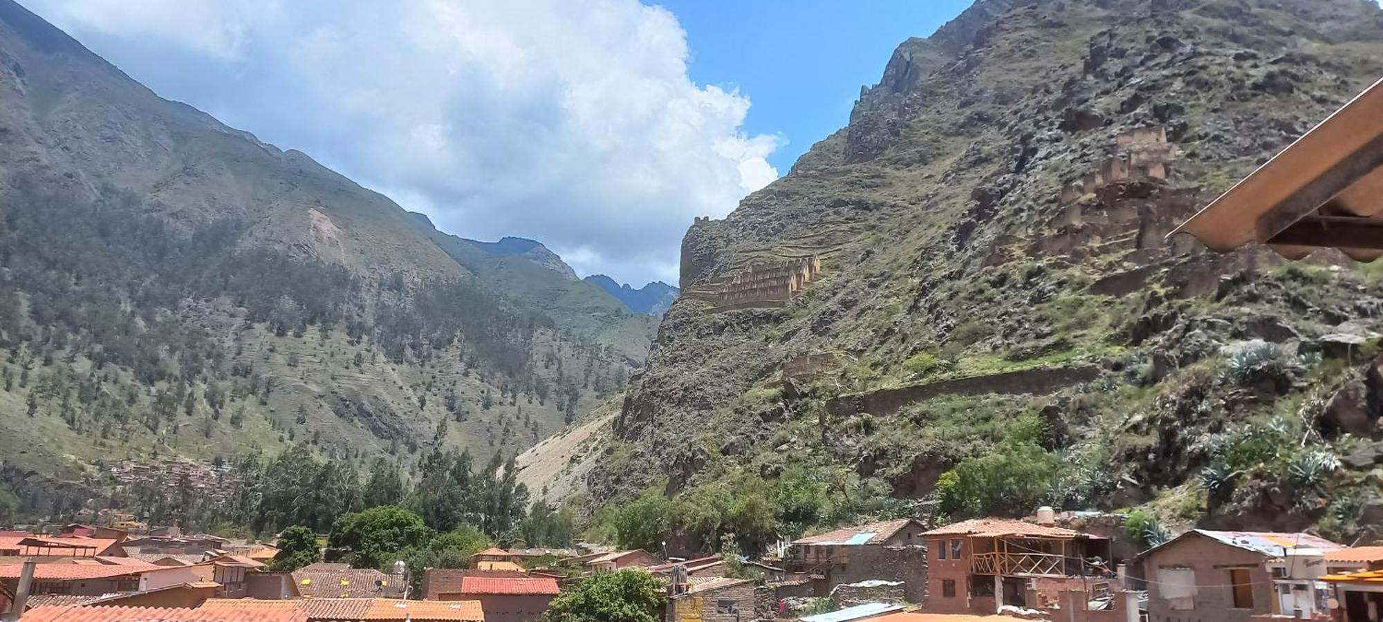 Hostal Raymi オランテイタンボ エクステリア 写真